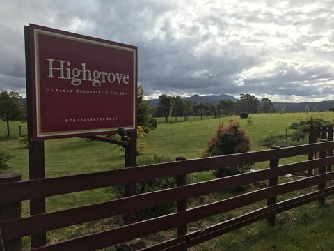 Highgrove - Accommodation Daintree 1