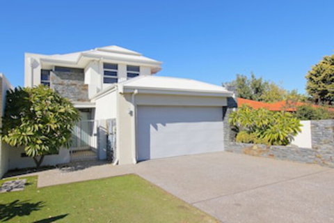 Ambar Villa - Accommodation Daintree 0