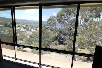 Kirwan Apartment 18 - Large Jindabyne Apartment - Accommodation Daintree 1