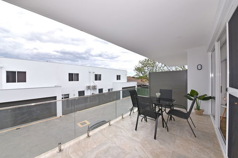 Belmont Apartment Near Perth City 3404 - Accommodation Daintree 0
