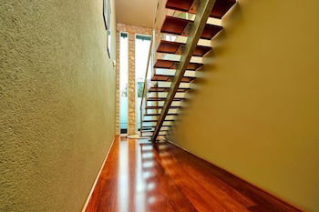 No.6 - Luxury Private Haven In The Heart Of Bright - Accommodation Daintree 0