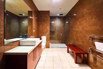No.6 - Luxury Private Haven In The Heart Of Bright - Accommodation Daintree 4