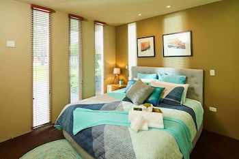 No.6 - Luxury Private Haven In The Heart Of Bright - Accommodation Daintree 6