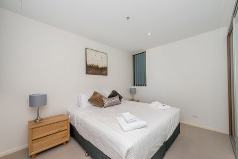 Accommodate Canberra - Manhattan - Accommodation Daintree 1