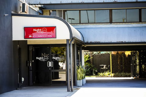 Nightcap At Kawana Waters Hotel - Accommodation Daintree 0