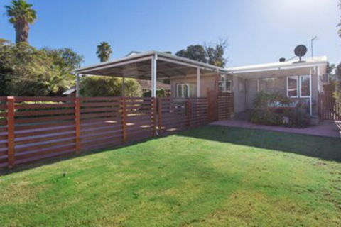 The Cloverdale - Accommodation Daintree 0
