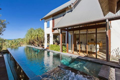 Kingscliff Balinese Beachfront Retreat - Accommodation Daintree 0