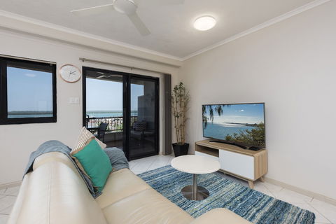 Darwin Executive Studio - Accommodation Daintree 2