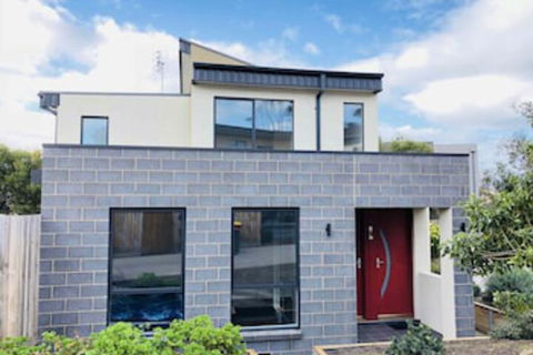 Apollo Bay Seal Apartments - Accommodation Daintree 0