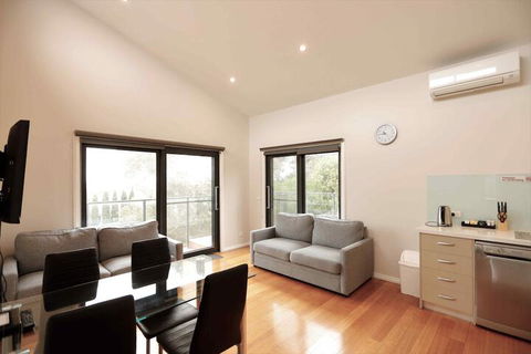 Apollo Bay Seal Apartments - Accommodation Daintree 4