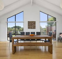 Smith Beach Getaways Beachwood House - Accommodation Daintree