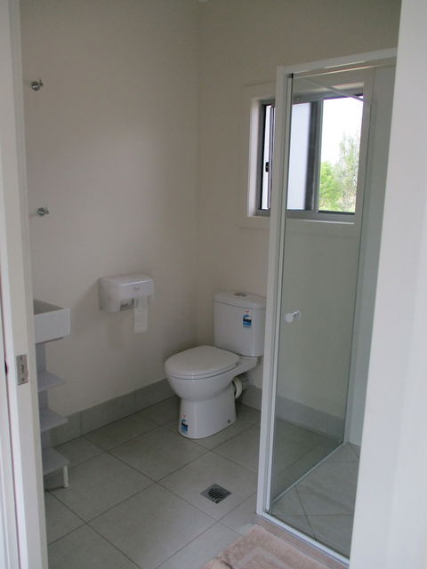 Ingham Tourist Park - Accommodation Daintree 4