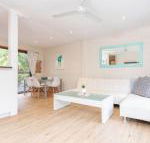 Corals at Elizabeth Beach - Accommodation Daintree