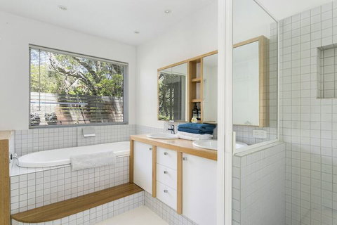 Amaranthine Abodes - Accommodation Daintree 1