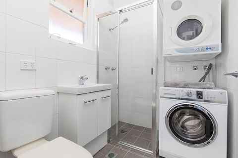 St Valentines Apartments, Mosman - Accommodation Daintree 3