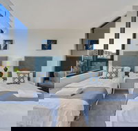 New Luxury Apartment Walking to Shops  Cinema - Accommodation Daintree