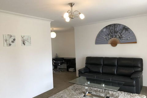 Riverton Lodge - Walk To Shopping Centre - Accommodation Daintree 2