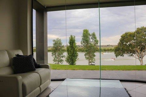 River Devine Murray Bridge - Accommodation Daintree 4