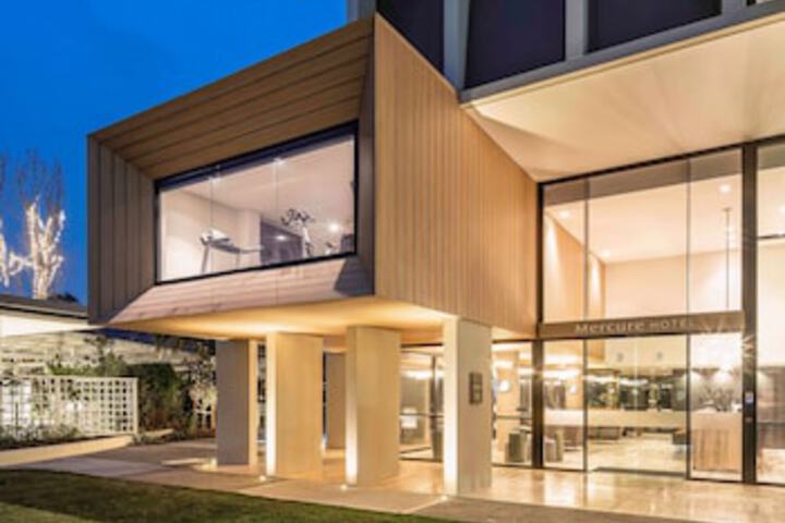 Western Sydney NSW Accommodation Daintree