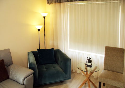 Adelaide CBD Apartment - 3BR, 2Bath & Carpark - Accommodation Daintree 5