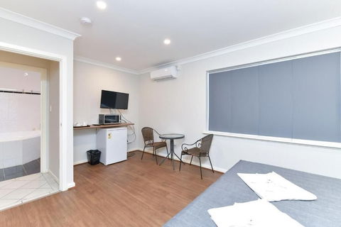Platinum Motel - Accommodation Daintree 3