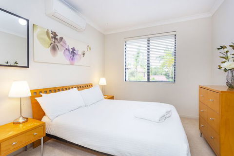 Coode Street Townhouse - Accommodation Daintree 3