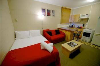 Snowlands Apartments - Accommodation Daintree 3