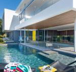 Blueys Beach House 5 Bedroom - Accommodation Daintree