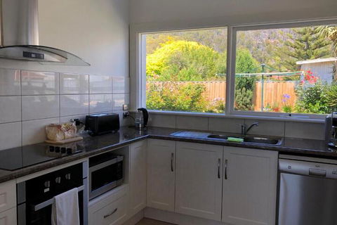 Seaside Retreat - Accommodation Daintree 7
