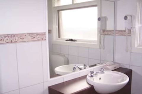 Yea Motel - Accommodation Daintree 2