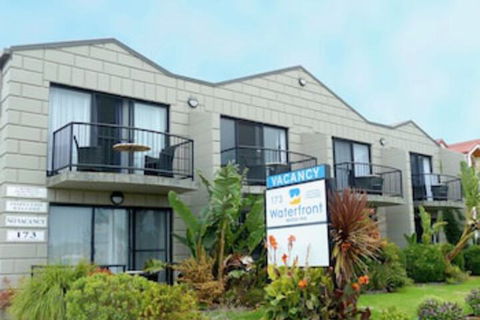 Apollo Bay Waterfront Motor Inn - Accommodation Daintree 0