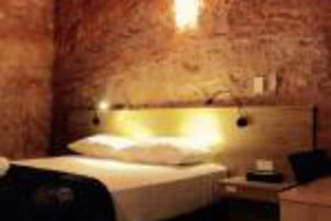 The Lookout Cave Underground Motel - Accommodation Daintree 0