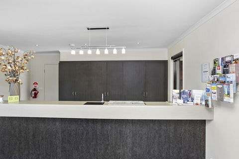 Elm Tree Motel - Accommodation Daintree 2