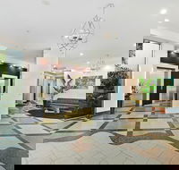 Crystal Bay on the Broadwater