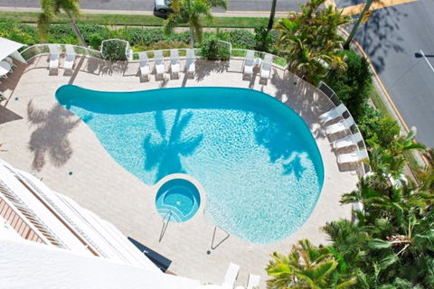 Crystal Bay On The Broadwater - Accommodation Daintree 3