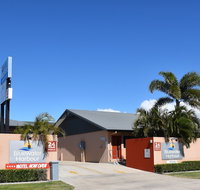 Bluewater Harbour Motel - Accommodation Daintree