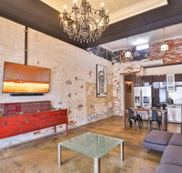 Indulge Apartments - Eighth Street - Accommodation Daintree