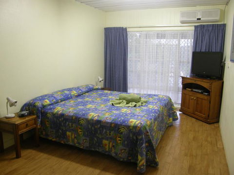 Ambience Holiday Apartments - Accommodation Daintree 5
