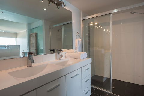 Pacific Plaza Apartments - Accommodation Daintree 6