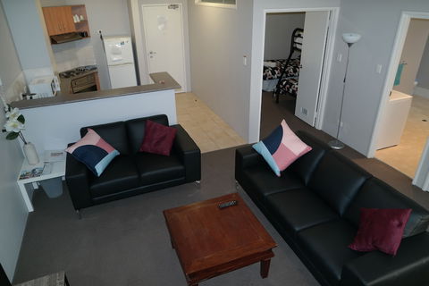 Duke's Apartments - Accommodation Daintree 4