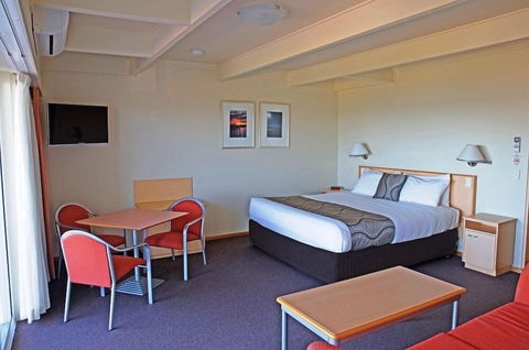 Amooran Oceanside - Accommodation Daintree 3