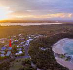 Angourie Blue 7 stroll to surfing beaches. - Accommodation Daintree