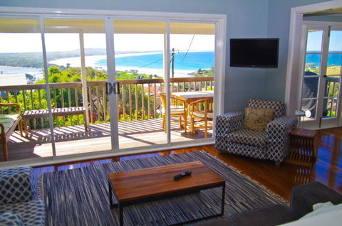 Awesome View 4 View Street - Accommodation Daintree 5