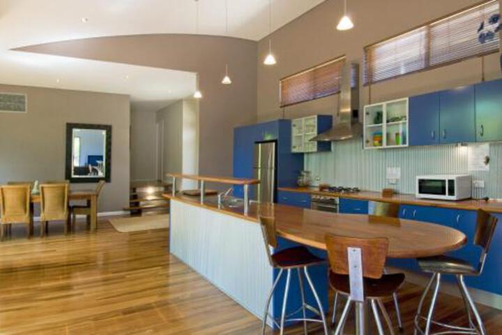 Port Macquarie NSW Accommodation Daintree