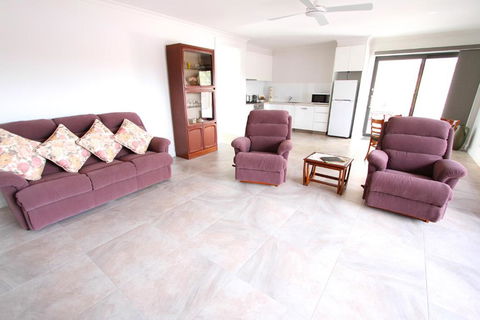 Wentworth Wharf B & B - Accommodation Daintree 4