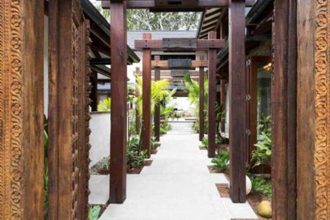 Spice At Oak Award Winning Luxury Absolute Oceanfront House Oak Beach Near Port Douglas - Accommodation Daintree 5