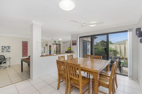Oceania Beach Paradise - Accommodation Daintree 1