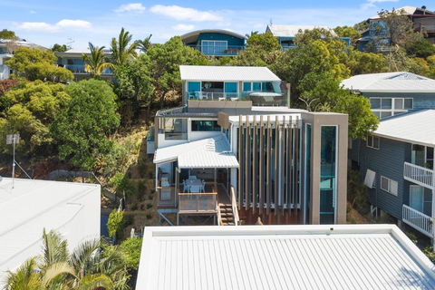 Architectural Masterpiece Sunshine Beach - Accommodation Daintree 4