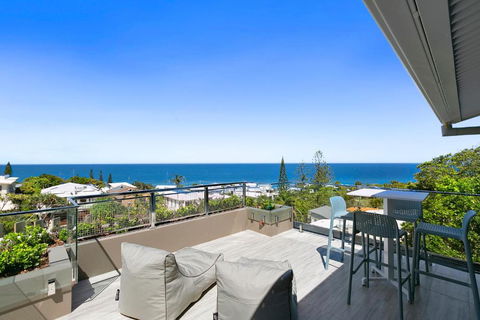 Architectural Masterpiece Sunshine Beach - Accommodation Daintree 2