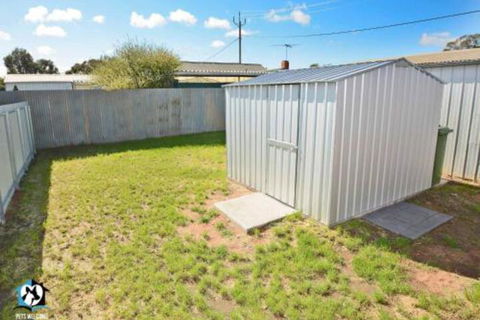 Just Renovated 2BR Cottage In Heart Of Wentworth - Accommodation Daintree 2